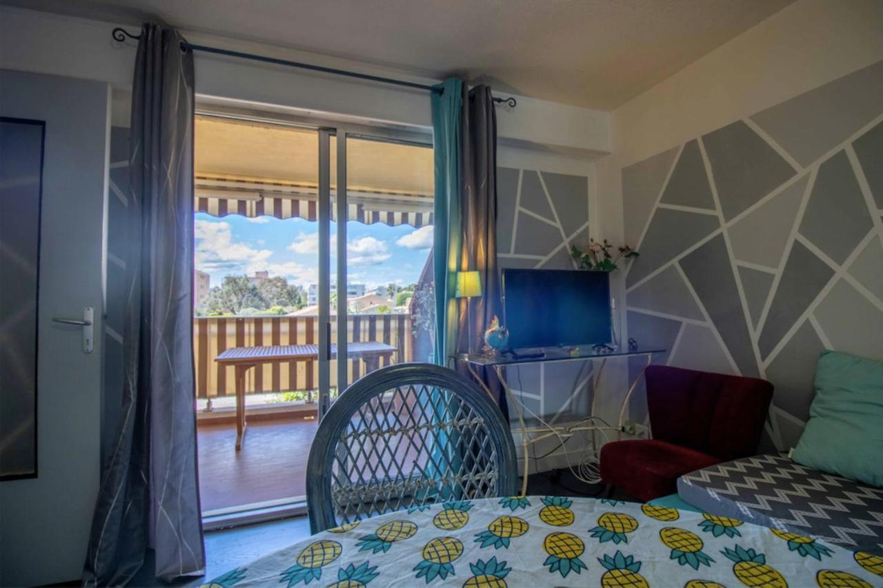 Cosy 35 M2 With Balcony In A Quiet Residence Fréjus Exterior photo
